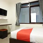 Oyo 202 Kuwera Inn