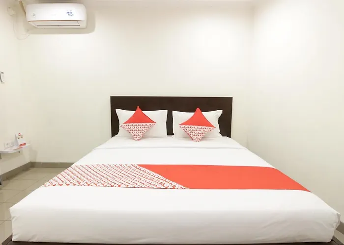 Oyo 202 Kuwera Inn