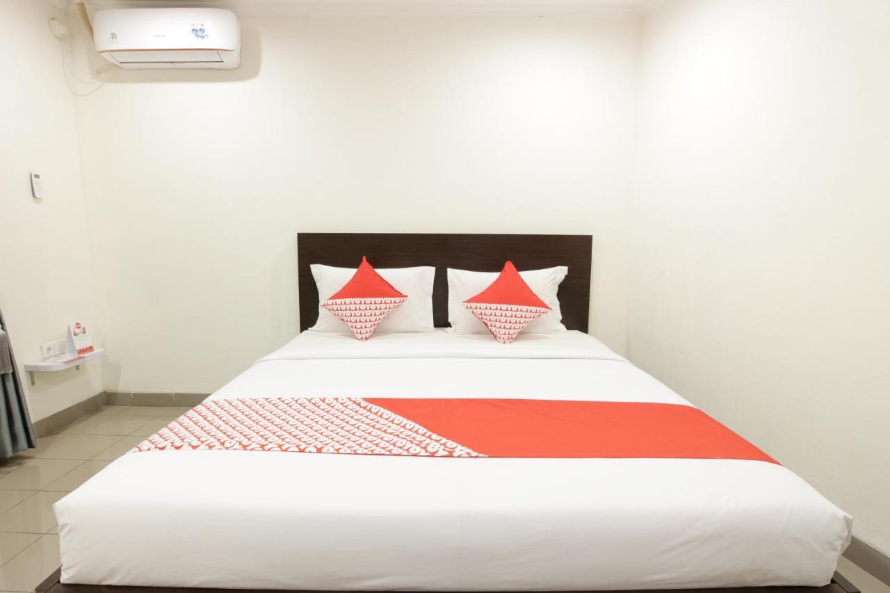 Hotel Oyo 202 Kuwera